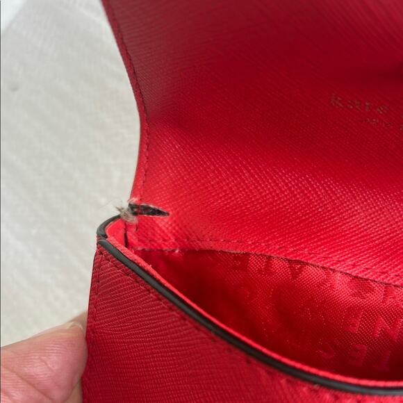 Kate Spade Petty Laurel Way Saffiano Leather Key Chain Wallet Hotchili Red - Picture 5 of 8